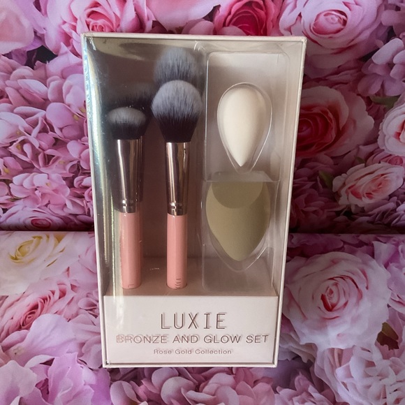 COPY - LUXIE bronze & glow brush set - Picture 2 of 3